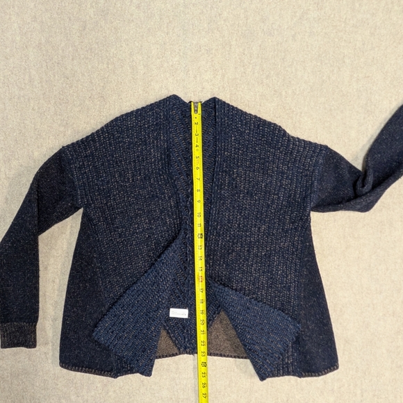 GAP 100% Lamb's Wool Blue and Brown Cardigan Women's Size Small - Picture 6 of 7